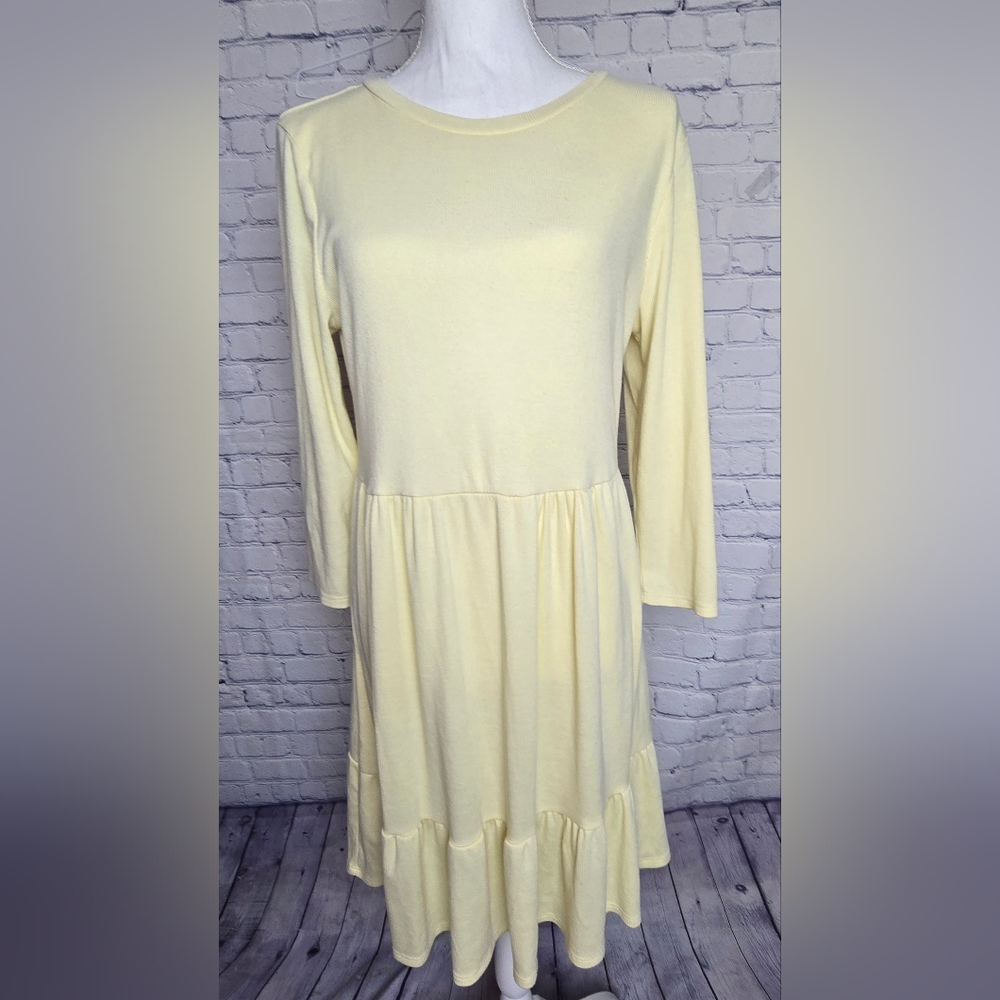 Luxology Chic Long Sleeve Yellow Dress L
